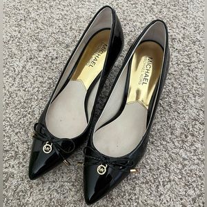 Micheal Kors shoe US7.5 heels 2 in